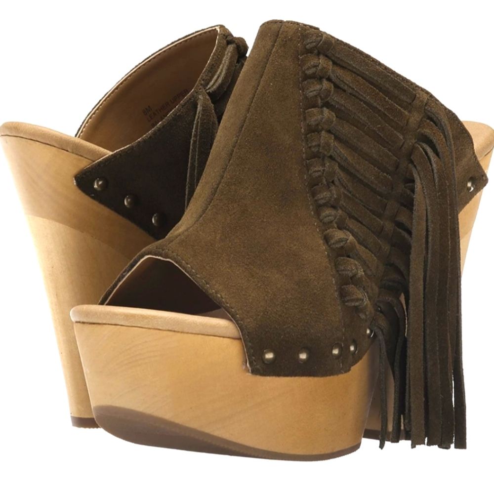 Mojo Moxy Brown Suede Wedges with Fringe